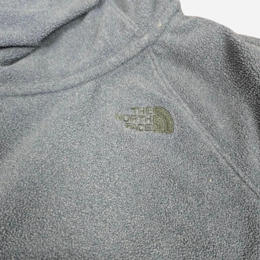 The‎ North Face sweater size S